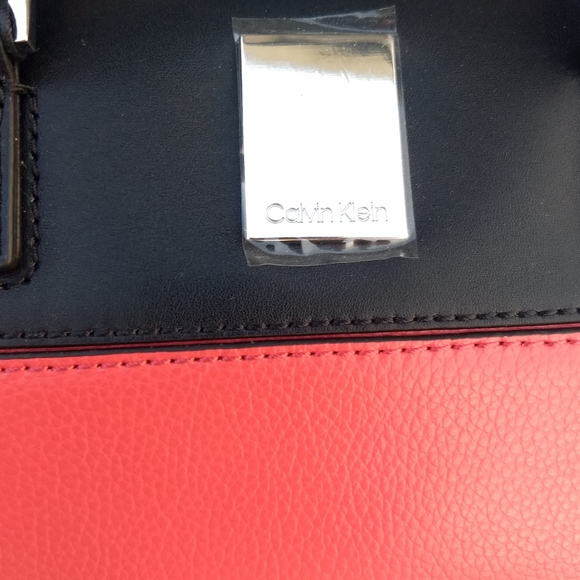Calvin Klein Watermelon Red Black Calf Leather Tonya Satchel - Picture 4 of 16